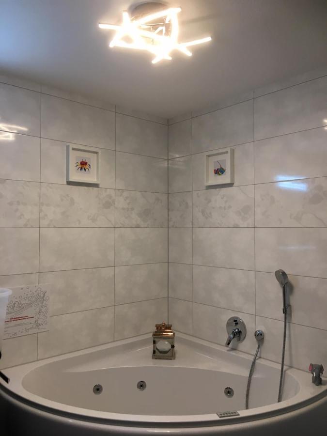 Neue Ferienwohnung Mit Whirlpool Und Sauna In Der Residenz Grafenmatt Inklusive Hochschwarzwaldcard フェルトベルク エクステリア 写真